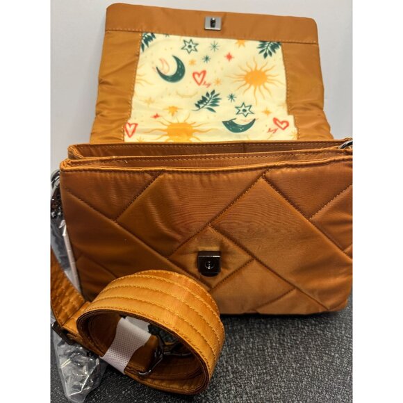 LUG Plie - Capuccino NWT-2 straps - Picture 3 of 8